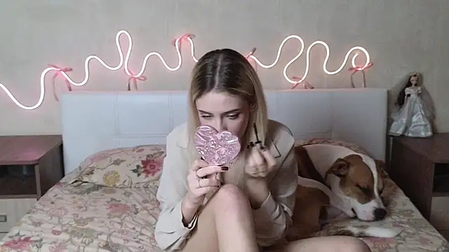 Betty Blamee online show from January 9, 2026, 9:23 am