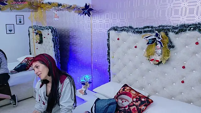 Snapshot of Derieri_D chatting on December 18, 2025, 8:04 pm Derieri D online show from December 18, 2025, 8:04 pm