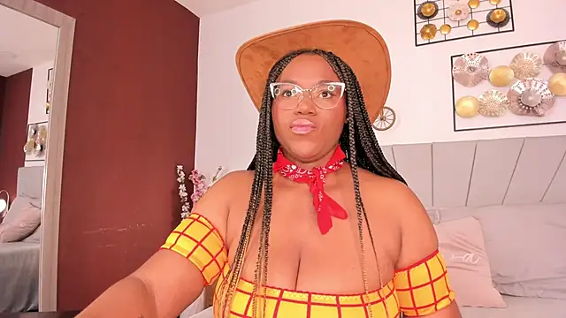 Snapshot of Makena_gh chatting on October 26, 2025, 4:29 am Makena gh online show from October 26, 2025, 4:29 am