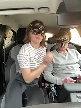 romeojulietLoveX online show from March 14, 2025, 5:02 pm