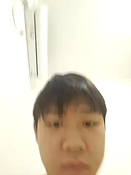 louchu online show from December 22, 2025, 8:11 am