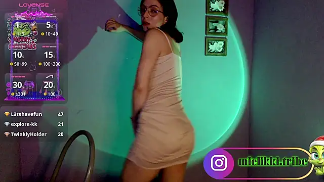 mielikki001 online show from January 1, 2025, 8:45 am