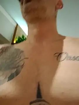 rolesexy online show from November 5, 2025, 3:50 am