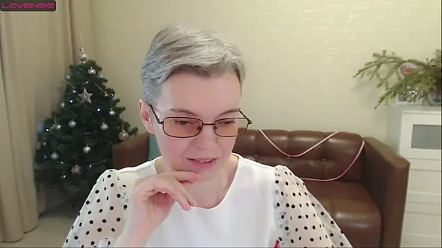 Cutie Erikaa1 online show from December 25, 2024, 5:37 am