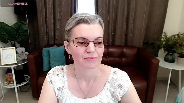 Cutie Erikaa1 online show from January 4, 2025, 8:39 am