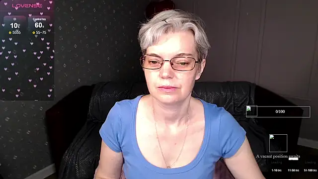 Snapshot of Cutie_Erikaa1 chatting on May 31, 2026, 2:09 am Cutie Erikaa1 online show from May 31, 2026, 2:09 am
