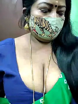 Snapshot of maniisha chatting on December 18, 2024, 12:54 am maniisha online show from December 18, 2024, 12:54 am