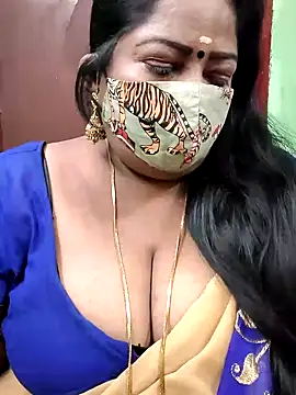 Snapshot of maniisha chatting on December 21, 2024, 5:07 pm maniisha online show from December 21, 2024, 5:07 pm