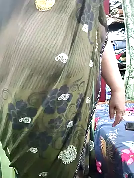 Snapshot of maniisha chatting on December 31, 2024, 7:40 pm maniisha online show from December 31, 2024, 7:40 pm