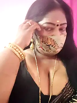 Snapshot of maniisha chatting on February 3, 2025, 6:28 pm maniisha online show from February 3, 2025, 6:28 pm