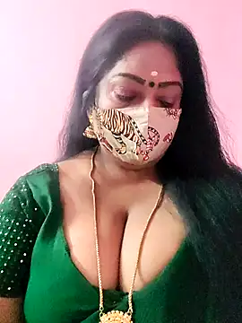 Snapshot of maniisha chatting on March 3, 2025, 5:50 pm maniisha online show from March 3, 2025, 5:50 pm