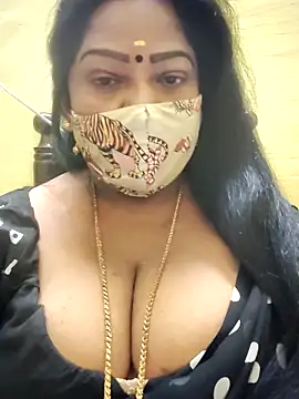 Snapshot of maniisha chatting on September 13, 2025, 11:21 am maniisha online show from September 13, 2025, 11:21 am