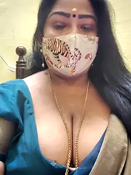 Snapshot of maniisha chatting on October 1, 2025, 6:36 pm maniisha online show from October 1, 2025, 6:36 pm