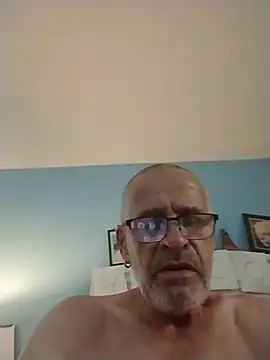 geilerschwanz64 online show from June 6, 2026, 12:16 am