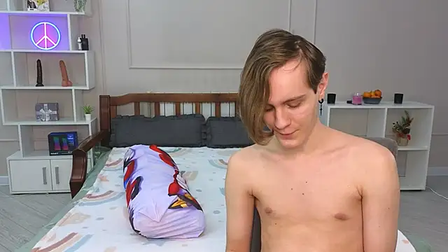 Snapshot of nikompell chatting on January 4, 2025, 2:35 am nikompell online show from January 4, 2025, 2:35 am