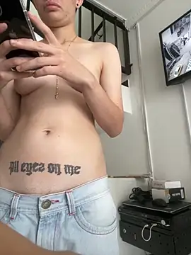 nico 18x online show from November 14, 2025, 4:28 pm