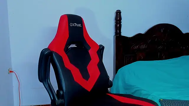 mike shelby21 online show from December 17, 2025, 2:06 am