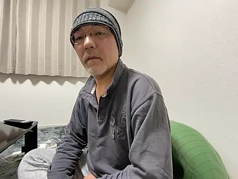 Grandpa29hijii online show from February 6, 2025, 3:52 pm