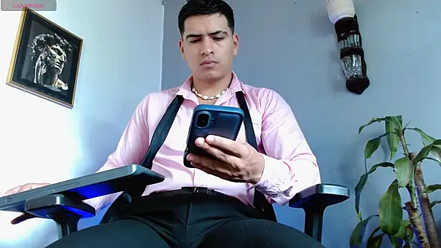 Adrian Mill3r online show from November 2, 2025, 5:59 pm