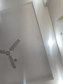 Snapshot of Archi-07 chatting on December 17, 2025, 8:04 pm Archi-07 online show from December 17, 2025, 8:04 pm