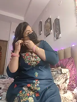 Snapshot of Archi-07 chatting on January 6, 2026, 5:55 am Archi-07 online show from January 6, 2026, 5:55 am