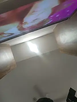 Snapshot of Archi-07 chatting on February 11, 2026, 5:40 pm Archi-07 online show from February 11, 2026, 5:40 pm