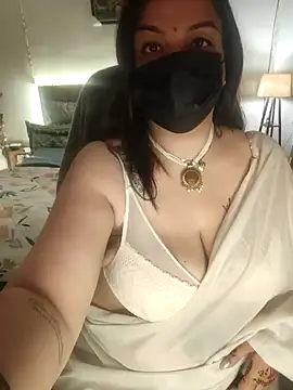 Snapshot of Archi-07 chatting on February 24, 2026, 7:56 pm Archi-07 online show from February 24, 2026, 7:56 pm