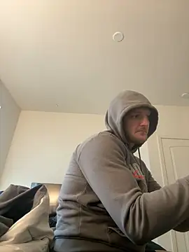 Snapshot of LoveItAllxHnH chatting on January 28, 2025, 9:40 pm LoveItAllxHnH online show from January 28, 2025, 9:40 pm