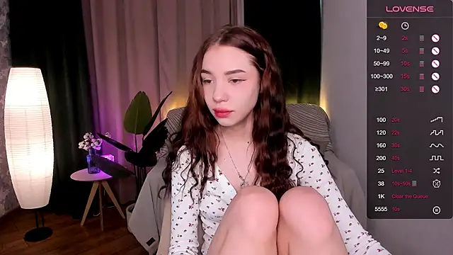 MilliBrown  online show from February 2, 2025, 6:15 am