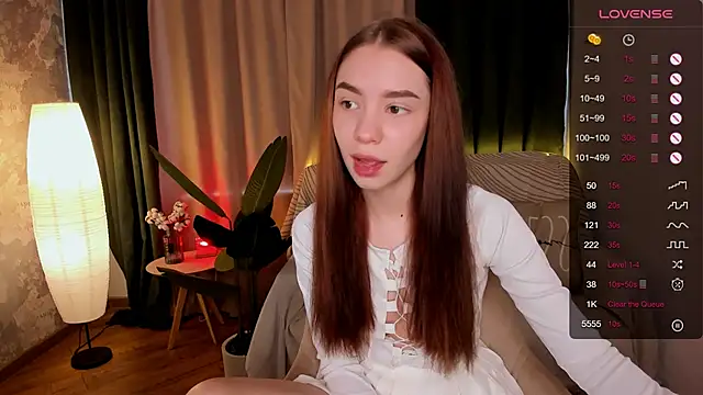 MilliBrown  online show from March 8, 2025, 8:33 am