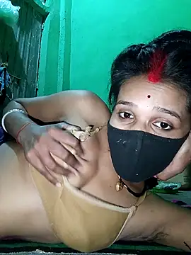 Snapshot of Hoty_girl_143 chatting on November 11, 2025, 2:50 pm Hoty girl 143 online show from November 11, 2025, 2:50 pm