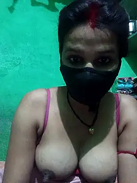 Snapshot of Hoty_girl_143 chatting on March 25, 2026, 5:02 am Hoty girl 143 online show from March 25, 2026, 5:02 am