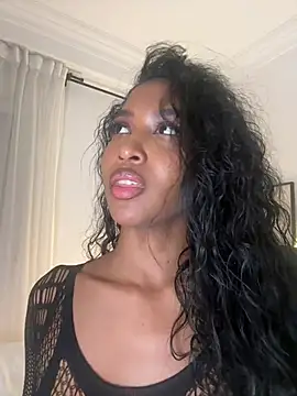 Snapshot of IamCrystal2 chatting on May 17, 2026, 7:54 pm IamCrystal2 online show from May 17, 2026, 7:54 pm