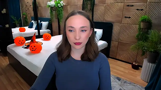 TrueReincarnation online show from November 3, 2025, 4:03 am