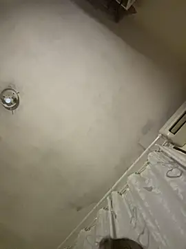 Snapshot of Bia_sexynovaes chatting on February 18, 2026, 1:12 am Bia sexynovaes online show from February 18, 2026, 1:12 am