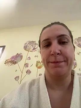 Snapshot of Bia_sexynovaes chatting on July 8, 2026, 1:37 pm Bia sexynovaes online show from July 8, 2026, 1:37 pm