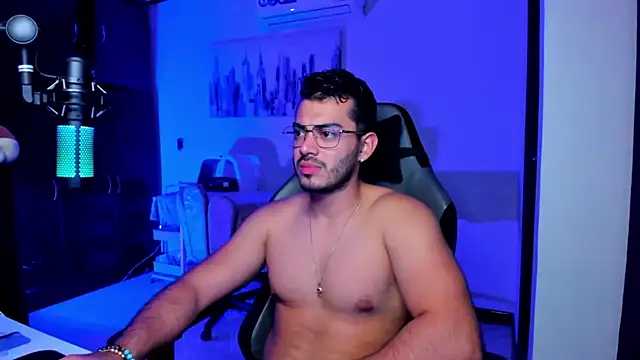 BrunoD31 online show from October 20, 2025, 4:02 am