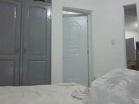 Snapshot of adele-33 chatting on October 10, 2025, 10:53 pm adele-33 online show from October 10, 2025, 10:53 pm