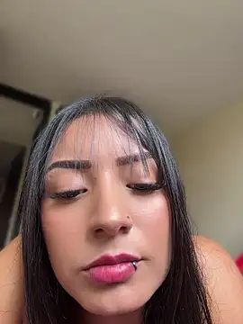 Snapshot of missycanoo chatting on April 21, 2026, 8:23 pm missycanoo online show from April 21, 2026, 8:23 pm