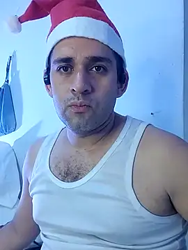 Snapshot of CRISTHIAN_GREY01 chatting on December 24, 2024, 7:11 pm CRISTHIAN GREY01 online show from December 24, 2024, 7:11 pm