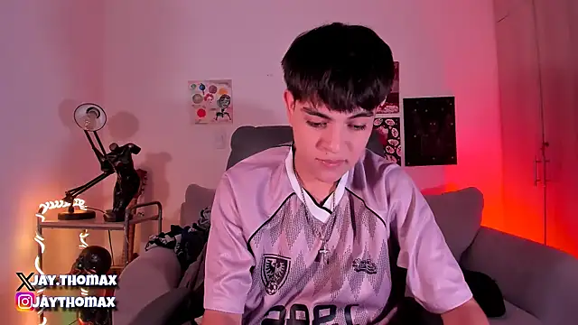 Snapshot of JaycoThomas chatting on March 6, 2025, 12:00 am JaycoThomas online show from March 6, 2025, 12:00 am