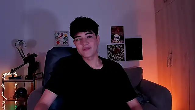 Snapshot of JaycoThomas chatting on March 19, 2025, 11:57 pm JaycoThomas online show from March 19, 2025, 11:57 pm