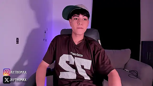 Snapshot of JaycoThomas chatting on September 30, 2025, 1:21 am JaycoThomas online show from September 30, 2025, 1:21 am