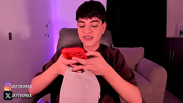 Snapshot of JaycoThomas chatting on October 3, 2025, 12:29 am JaycoThomas online show from October 3, 2025, 12:29 am