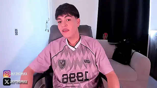 Snapshot of JaycoThomas chatting on October 5, 2025, 9:24 pm JaycoThomas online show from October 5, 2025, 9:24 pm