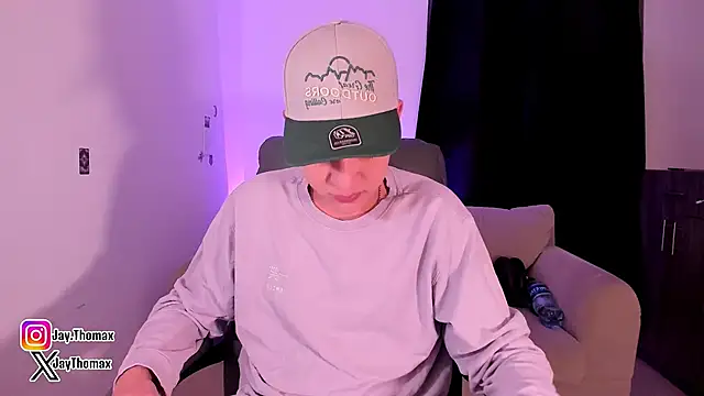 Snapshot of JaycoThomas chatting on October 10, 2025, 12:42 am JaycoThomas online show from October 10, 2025, 12:42 am