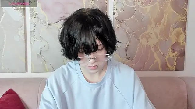 fiamoory online show from February 5, 2026, 1:21 am