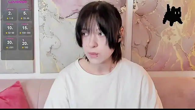 fiamoory online show from March 29, 2026, 8:03 am