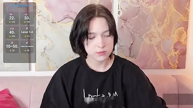 fiamoory online show from April 5, 2026, 7:05 am