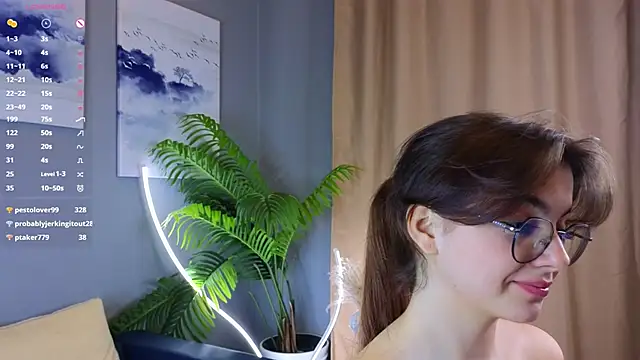 Snapshot of FlairEdgin chatting on February 21, 2025, 10:15 pm FlairEdgin online show from February 21, 2025, 10:15 pm